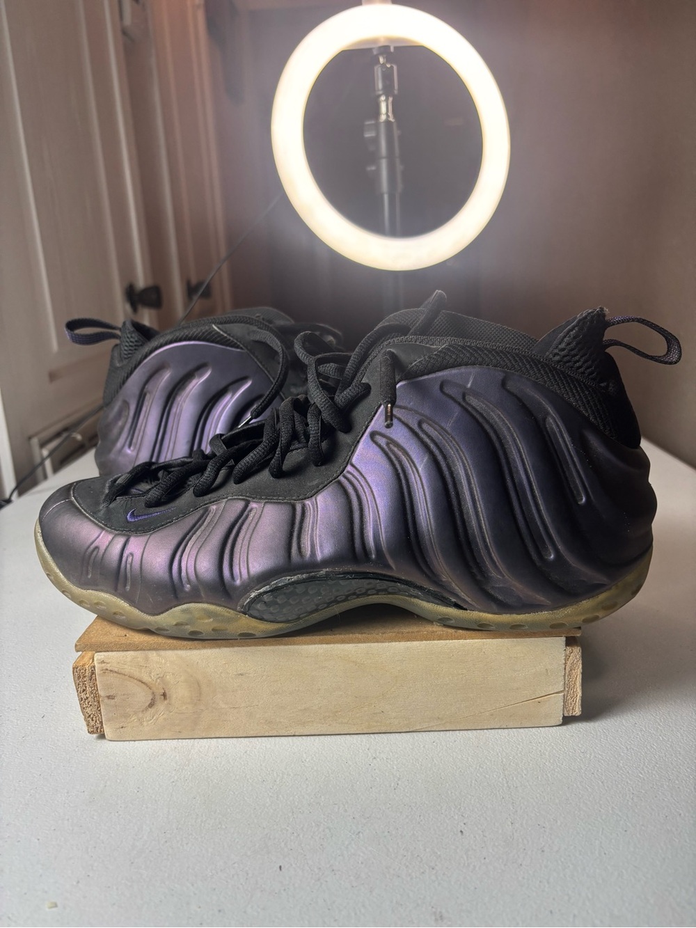 Nike Air Foamposite One "Black Metallic" sneakers with iridescent pur
Size US 13